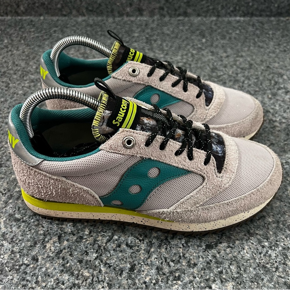 Saucony Jazz 81 Gray Green Teal Running Shoes Sneakers size 9 women’s 7 men’s